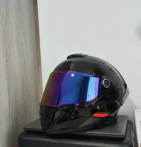 MT Stinger 2 / Thunder 4 SV Photochromic Visor photo review