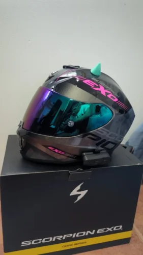Scorpion Exo 1400 Carbon / Exo 520 / R1 Air Photochromic Visor photo review