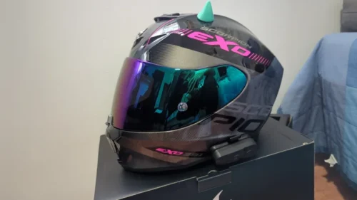 Scorpion Exo 1400 Carbon / Exo 520 / R1 Air Photochromic Visor photo review